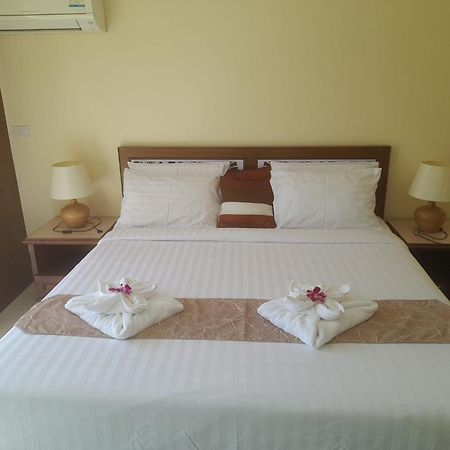Panjai'S Place Cha-Am Luaran gambar
